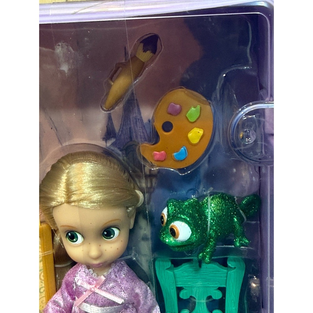 NWT Disney Animators Collection Rapunzel Tangled Mini Doll Play Set Purple Case - Picture 5 of 8
